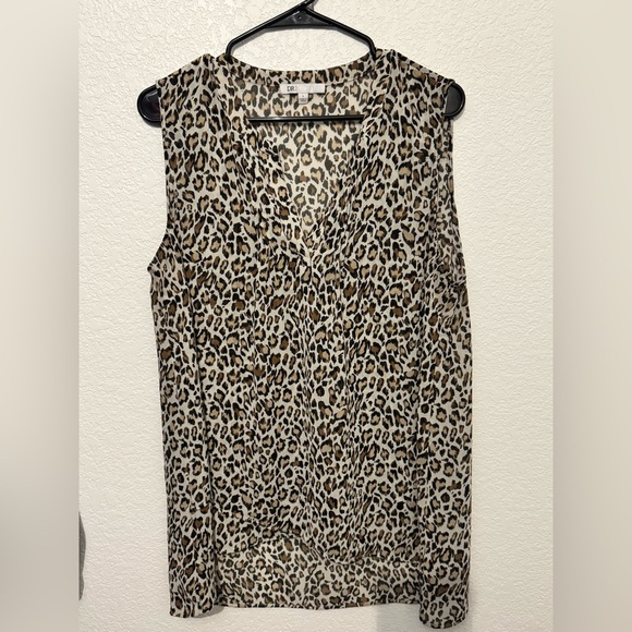 DR2 Tops - DR2 Leopard Print Sleeveless Blouse